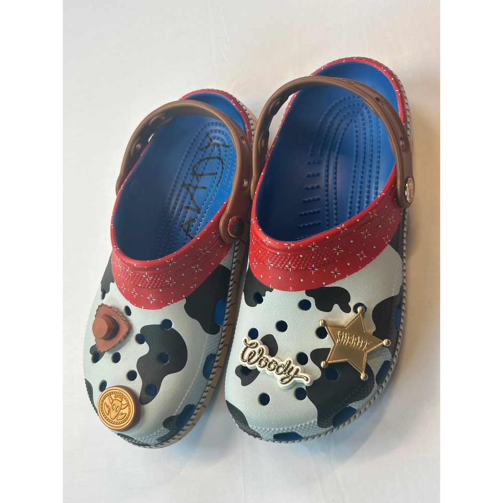 Crocs Toy Story Woody Classic Clogs Men 6 Women 8 Blue Multi Jibbitz Disney